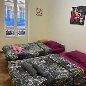  Vandrarhem Lyonnais
