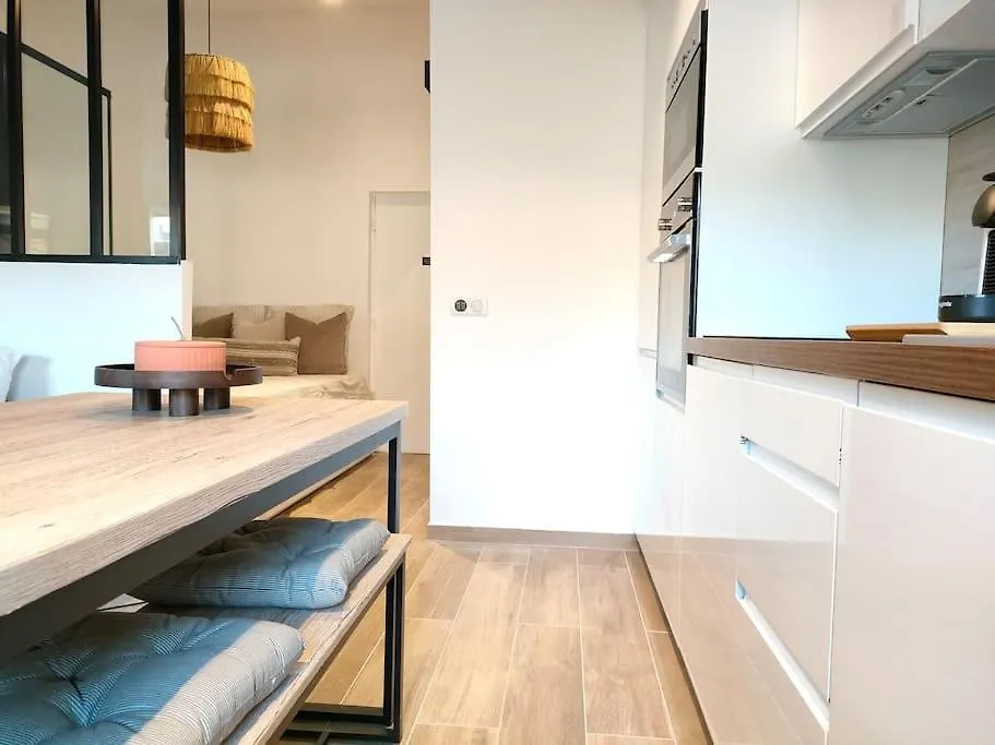 Joli Appartement Port De Nice 0*,