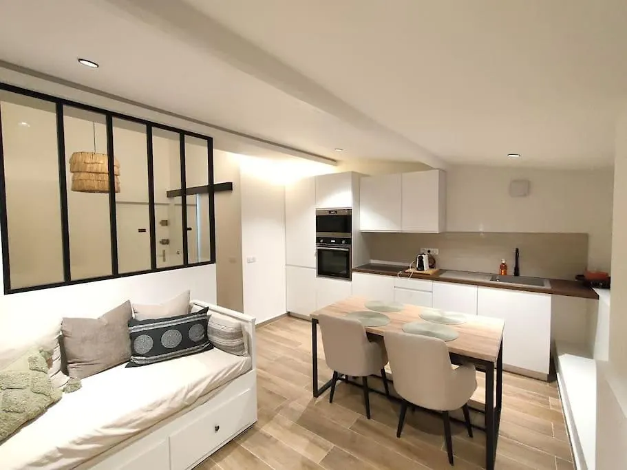 Joli Appartement Port De Nice 0*,